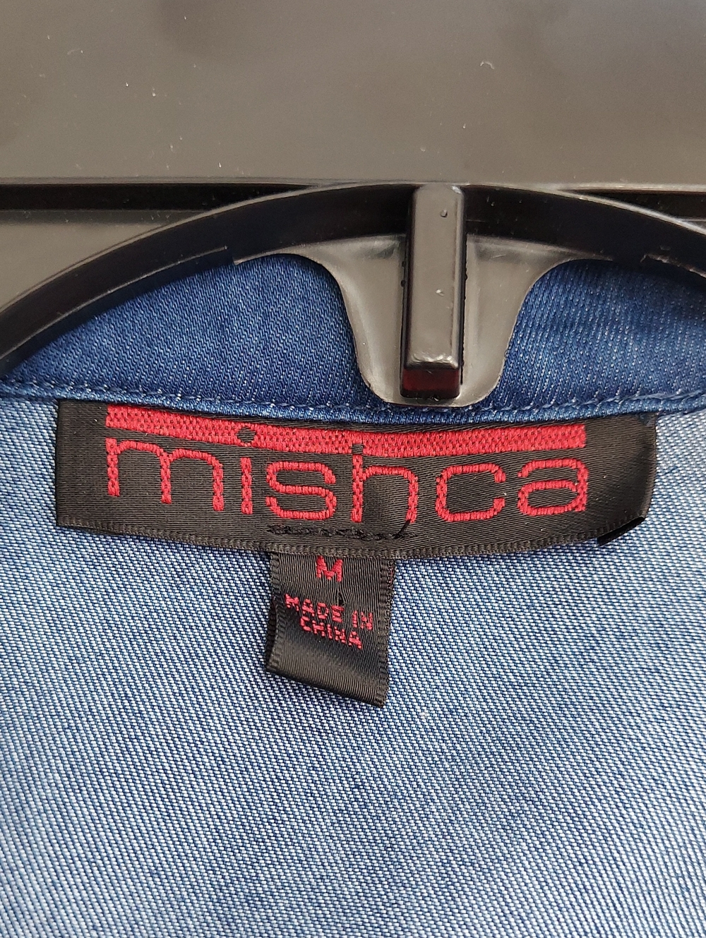 Mishca Soft Blue Denim Boho Turquoise/Silver Buttons Blouse Size Medium Like New - Picture 6 of 9